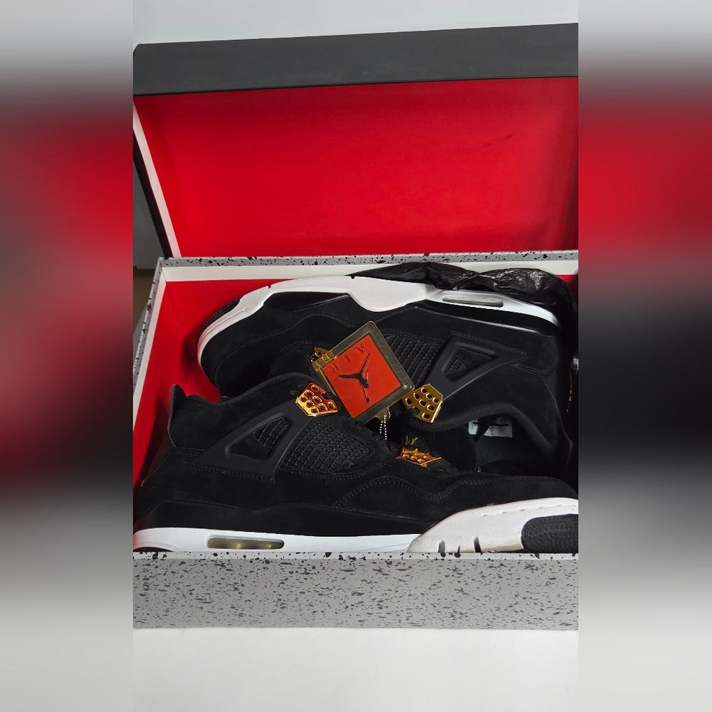 Jordan 4 Retro Royalty 2017 Size 11.5 Pre-Owned 308497-032 Black Gold - Picture 11 of 15
